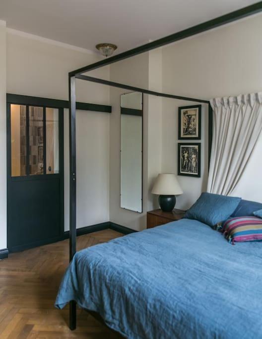 Dark Blue Apartment Варшава Екстер'єр фото