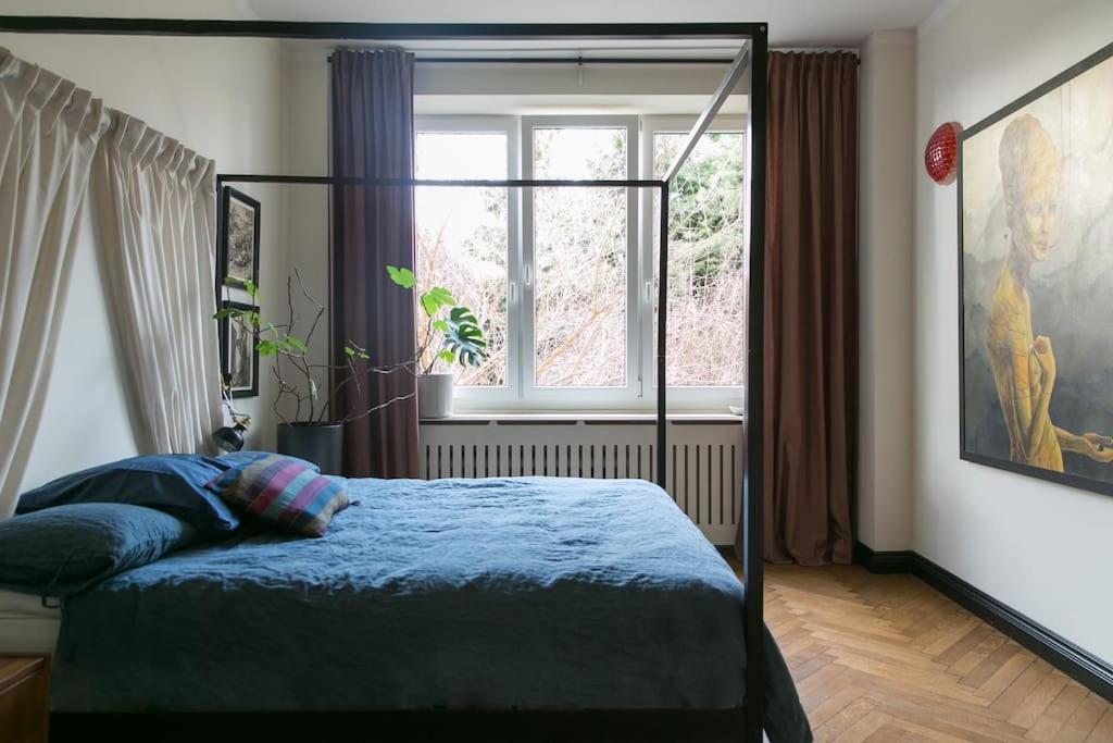 Dark Blue Apartment Варшава Екстер'єр фото